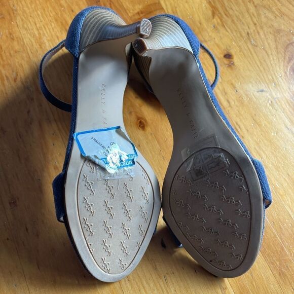 Kelly & Katie Nadia Sandal in Blue Denim style size 6.5  NWT! - Picture 3 of 3